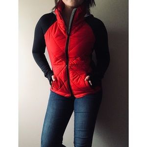 {Athleta} Wind Sprint Jacket NWOT!✨